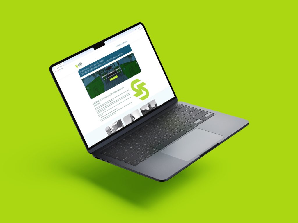 Site internet créé pour SML Services sur un ordinateur